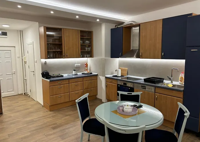 Vanja شقة فرساك